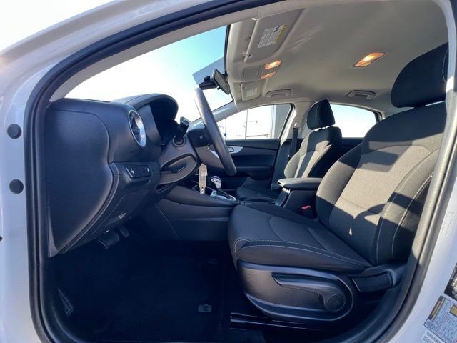 Used 2023 Kia Forte LXS image 15