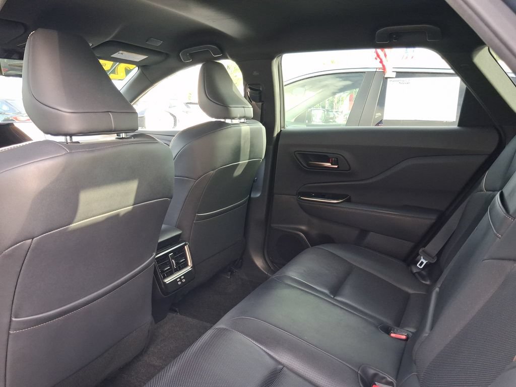Used 2025 Toyota Crown Signia AWD/4WD image 7