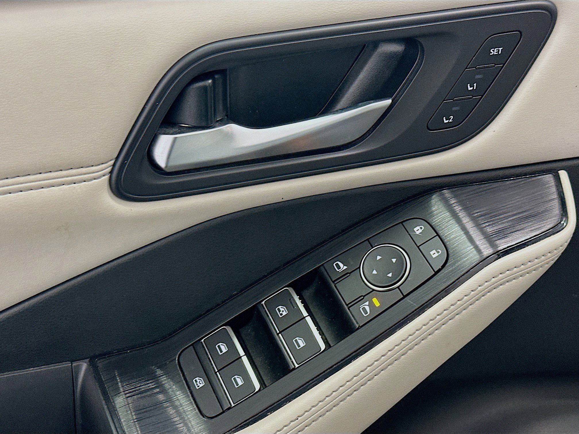 Used 2023 Nissan Rogue SL w/ SL Premium Package AWD/4WD image 15