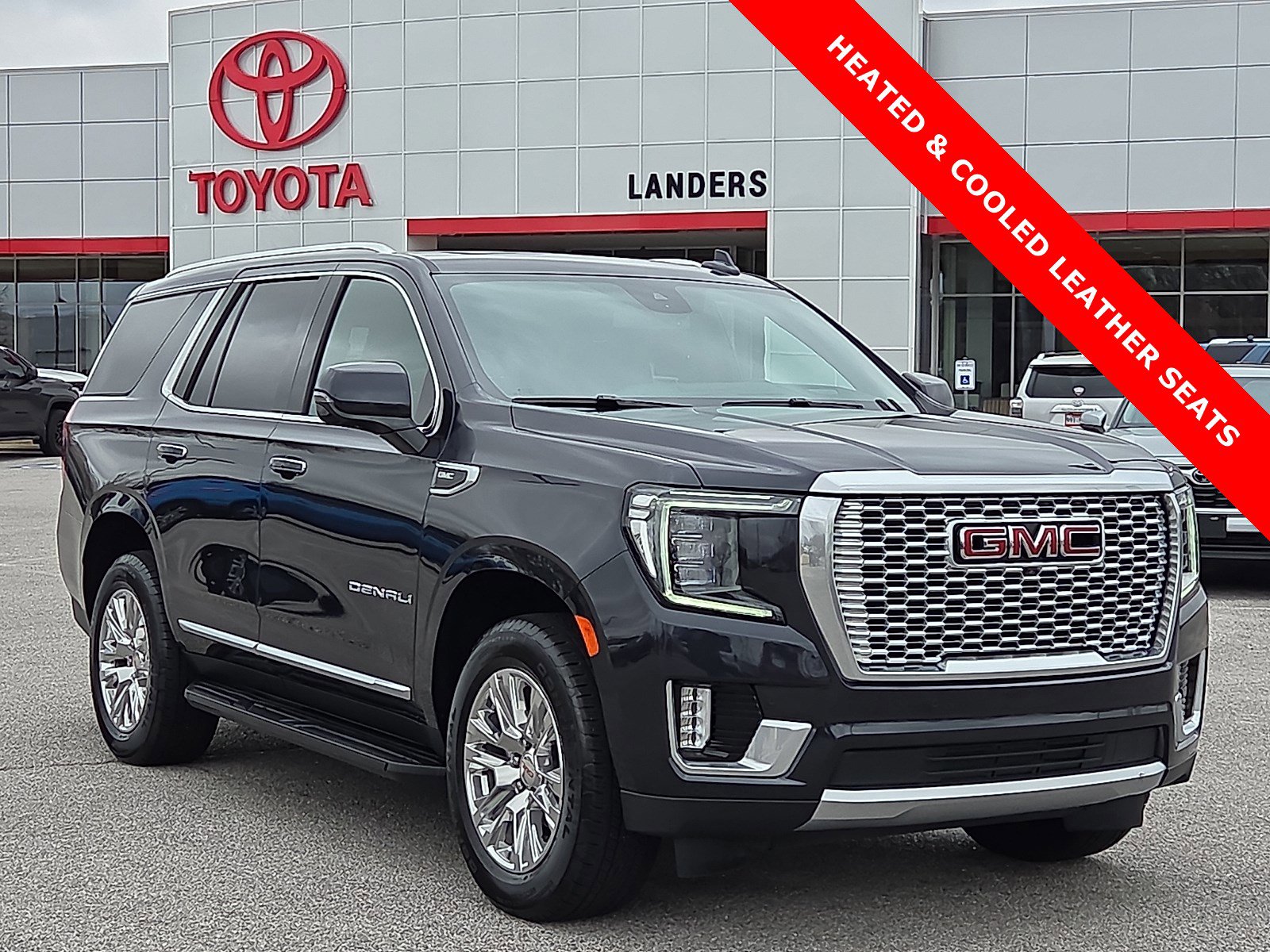 Used 2024 GMC Yukon Denali w/ LPO, Floor Liner Package