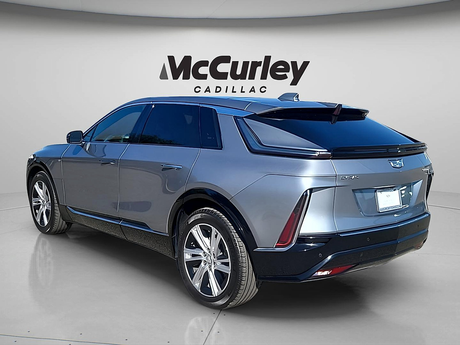 Certified 2024 Cadillac Lyriq Tech AWD/4WD image 5