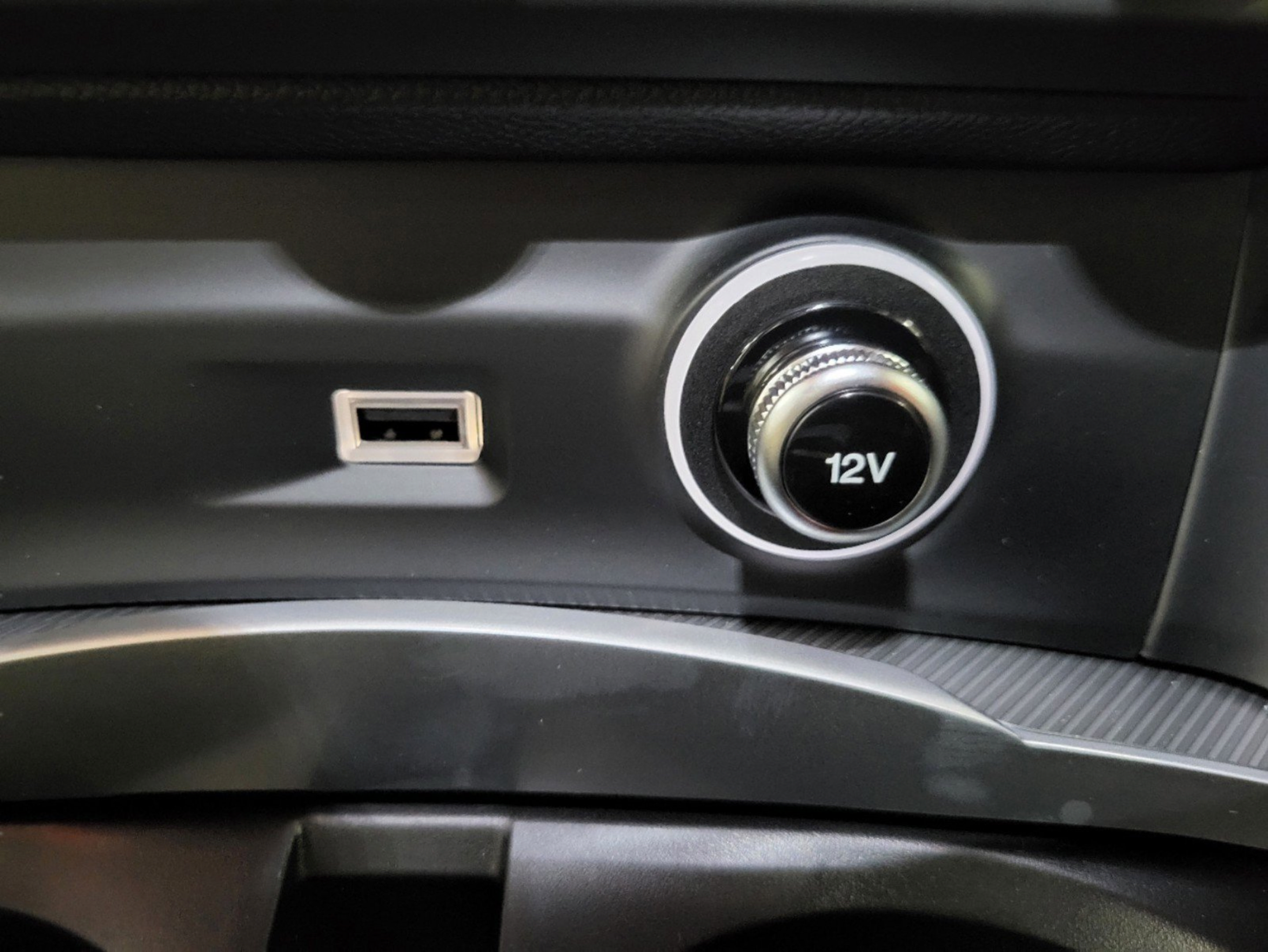 New 2025 Alfa Romeo Stelvio Sprint AWD/4WD image 34
