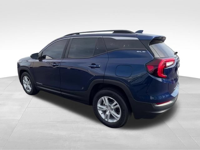 Certified 2022 GMC Terrain SLE w/ Driver Convenience Package FWD image 4