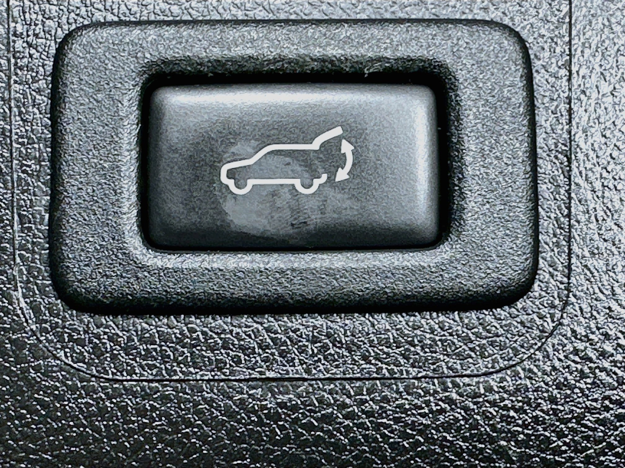 Used 2018 Subaru Outback 3.6R Limited AWD/4WD image 31