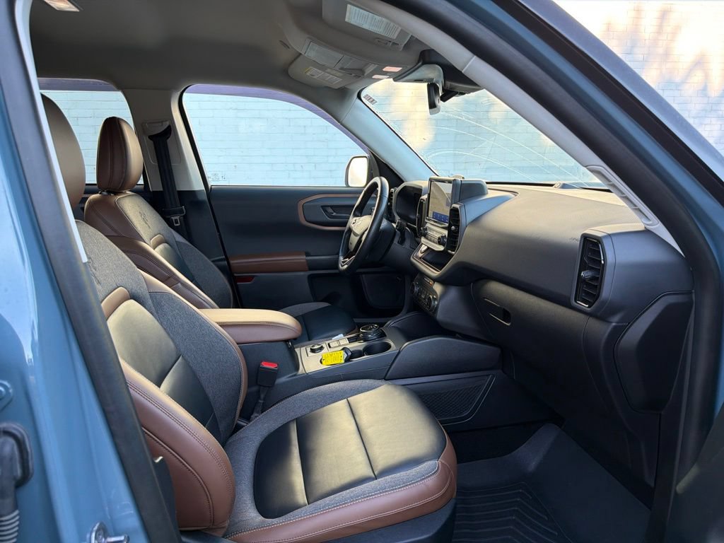 Used 2023 Ford Bronco Sport Outer Banks w/ Tech Package AWD/4WD image 12