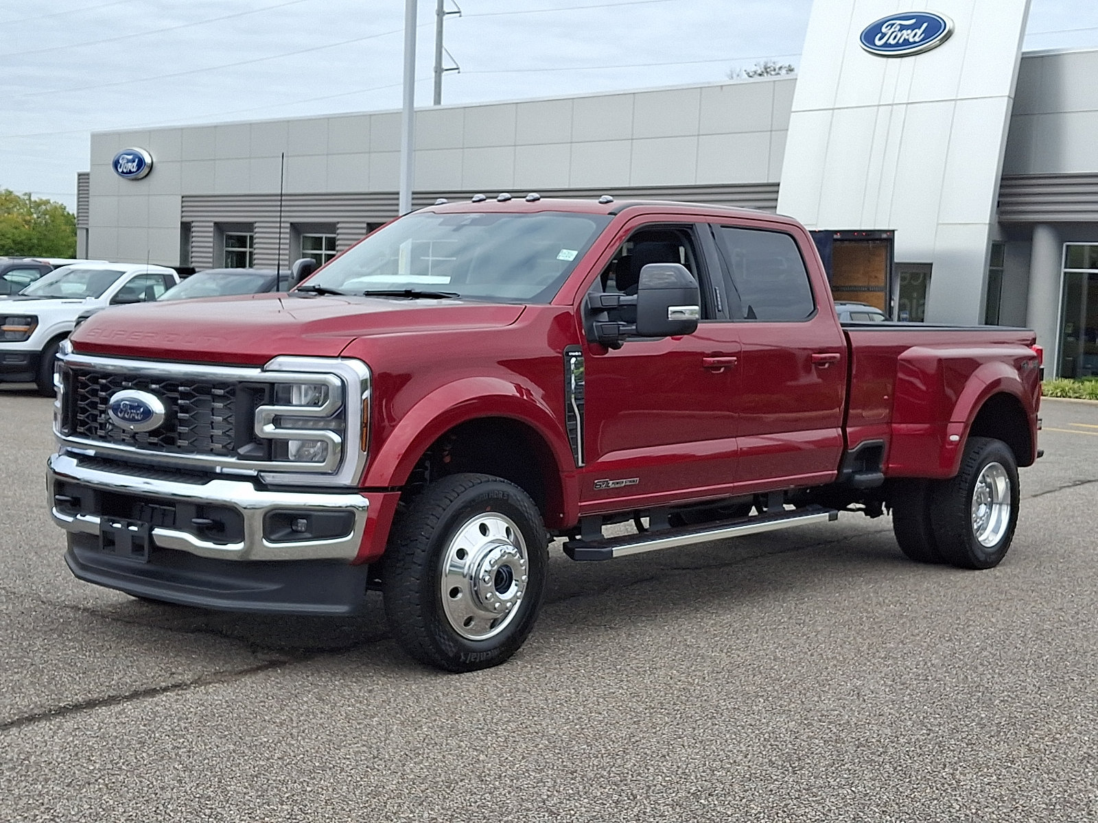Used 2026 Ford F450 Lariat AWD/4WD image 5