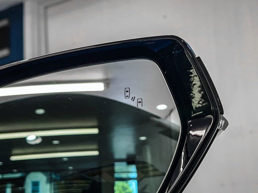 Used 2020 Chevrolet Corvette Stingray Preferred Cpe w/ 2LT Preferred Equipment Group image 51