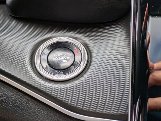 Certified 2024 Jeep Grand Cherokee Laredo X w/ Luxury Tech Group I image 19