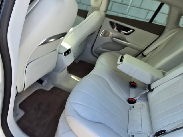 Used 2025 Mercedes-Benz EQE 350+ 4MATIC Sedan image 41