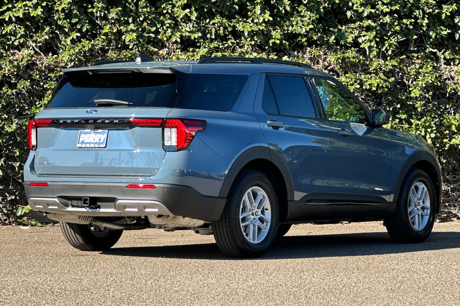 New 2026 Ford Explorer Active w/ Active Comfort Package image 4