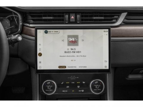 Used 2023 Jaguar F-PACE SVR image 10