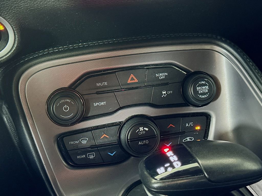 Used 2023 Dodge Challenger SXT image 26