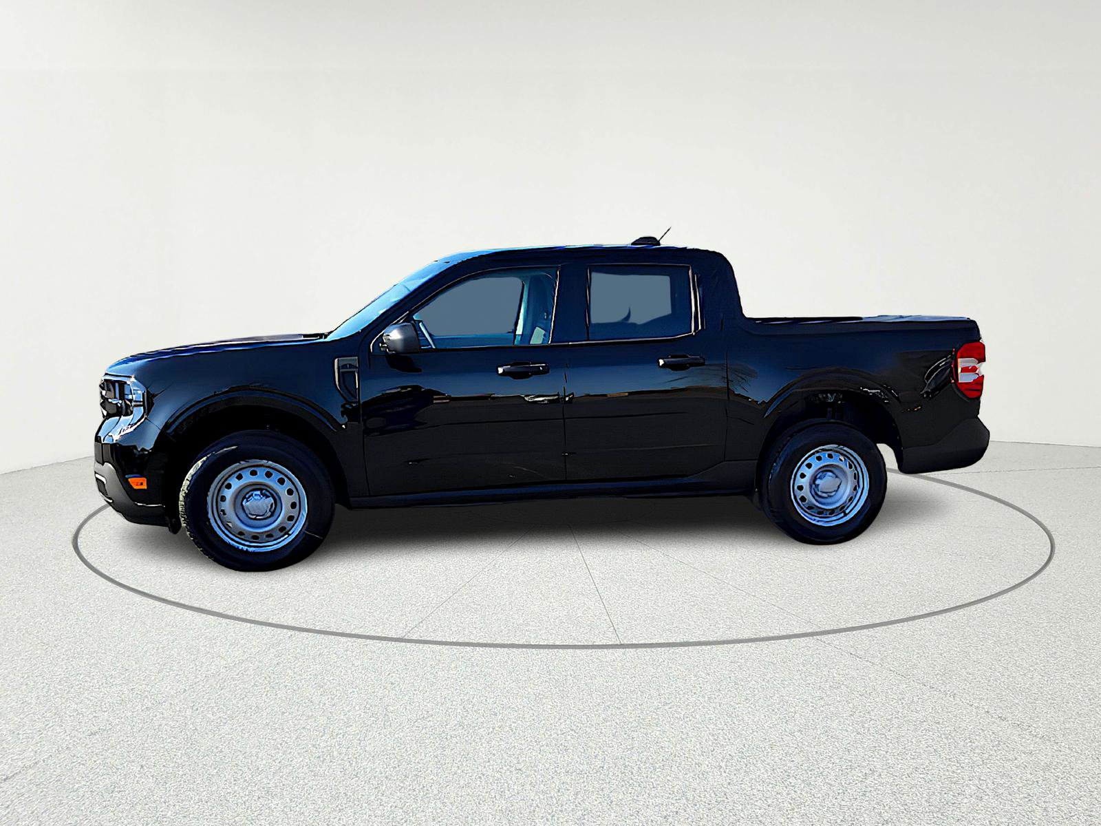 New 2026 Ford Maverick XL w/ Equipment Group 101A image 3