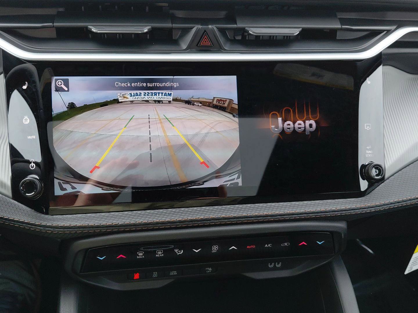 New 2026 Jeep Cherokee Limited AWD/4WD image 36