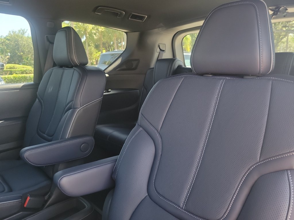 New 2027 INFINITI QX80 Sensory w/ Sport Exterior Package AWD/4WD image 18