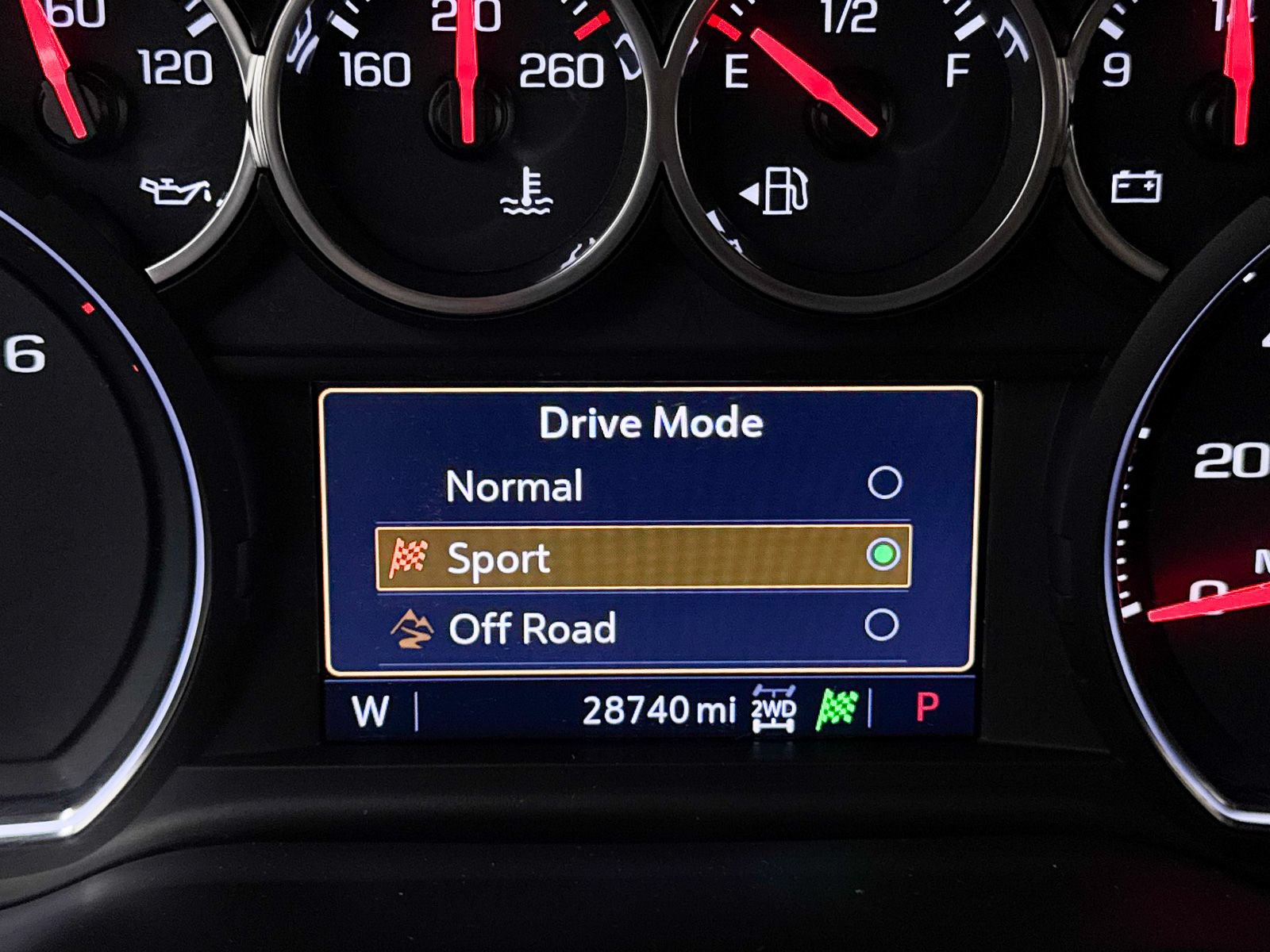Used 2020 Chevrolet Silverado 1500 RST AWD/4WD image 11