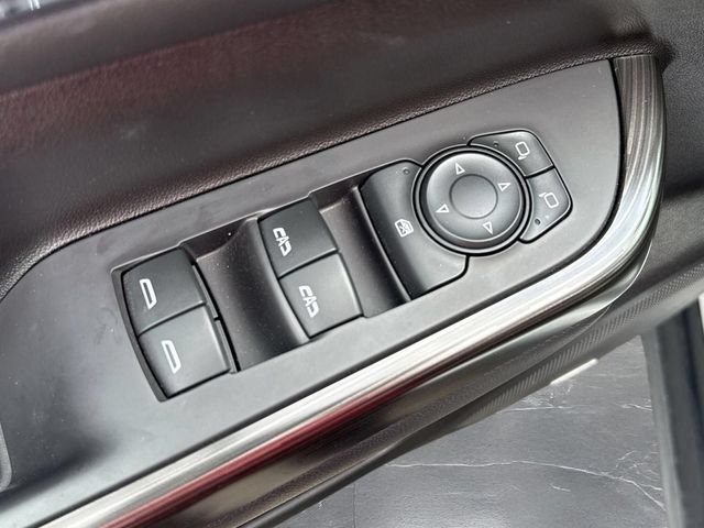 Used 2022 GMC Acadia SLT w/ Trailering Package AWD/4WD image 15