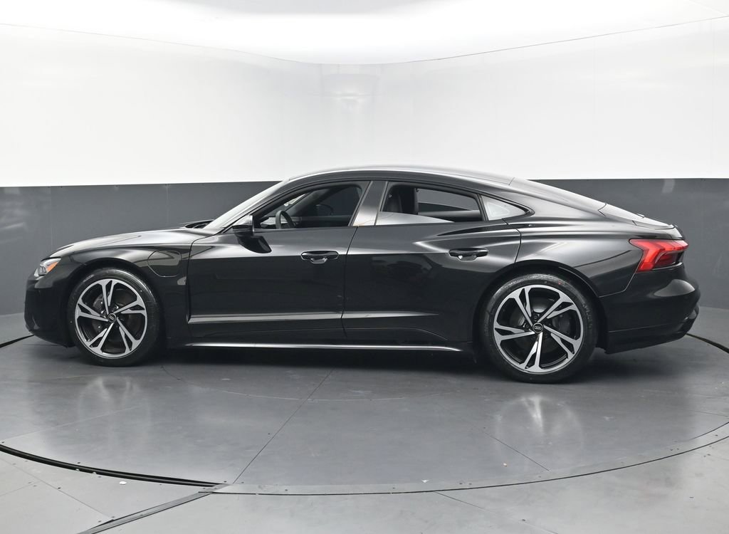 Used 2022 Audi e-tron GT Premium Plus w/ Performance Package AWD/4WD image 8