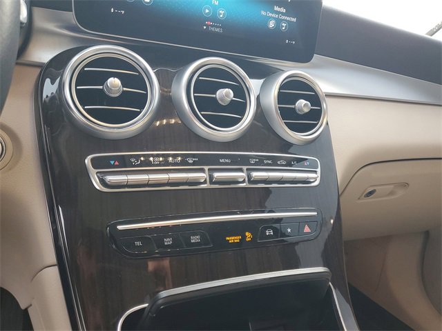 Used 2022 Mercedes-Benz GLC 300 image 23