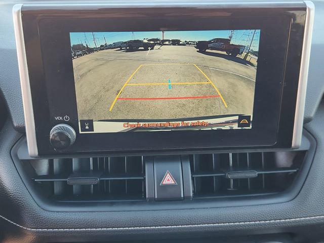 Used 2024 Toyota RAV4 LE image 17