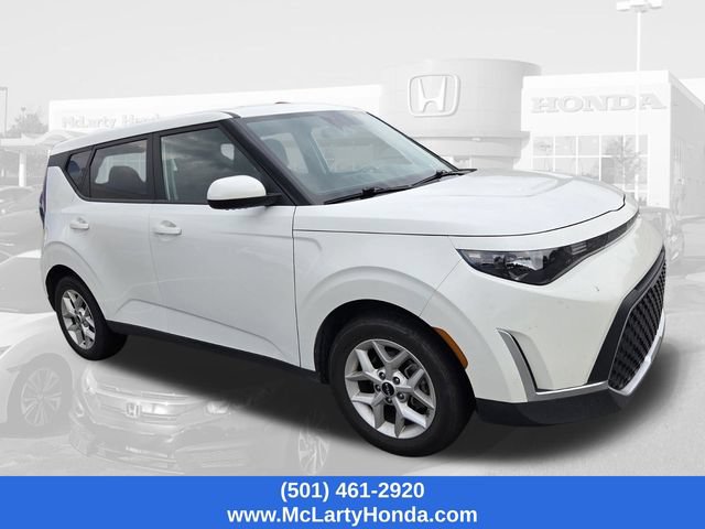 Used 2024 Kia Soul LX w/ Option Group 015 FWD image 7