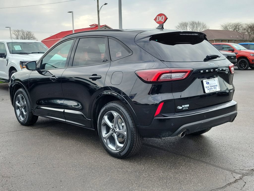 Certified 2023 Ford Escape ST-Line w/ Tech Pack #1 image 6