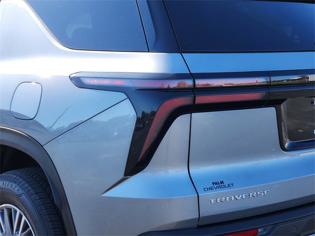 Used 2026 Chevrolet Traverse LT w/ Driver Confidence Package image 11