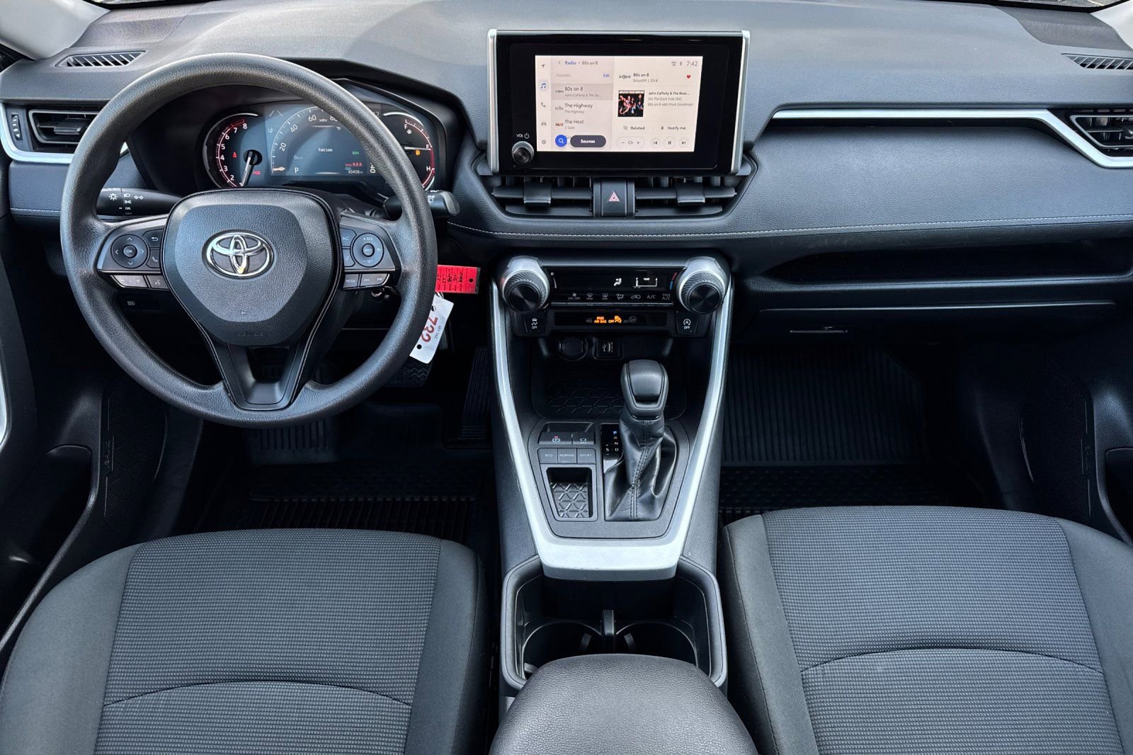 Used 2024 Toyota RAV4 LE image 15