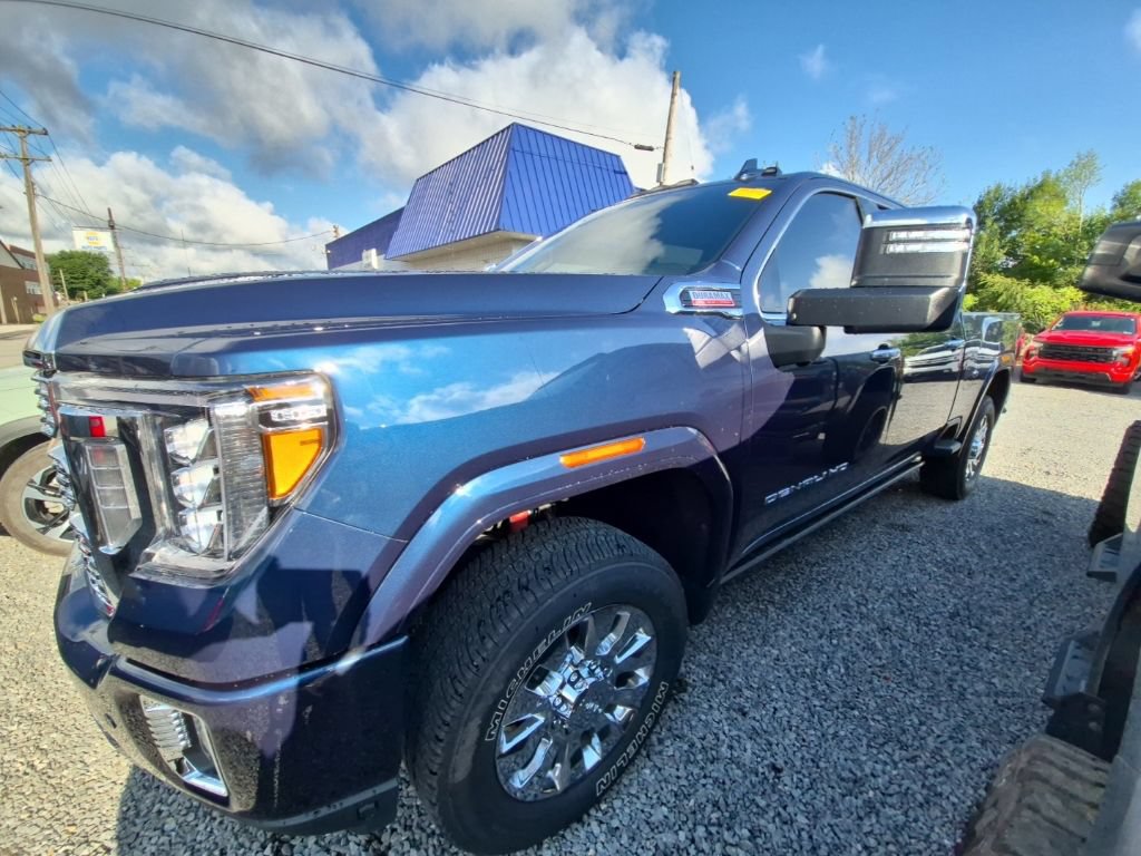 Used 2022 GMC Sierra 2500 Denali w/ Denali Ultimate Package AWD/4WD image 4