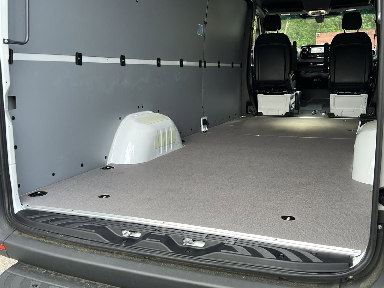 New 2025 Mercedes-Benz Sprinter 2500 image 25