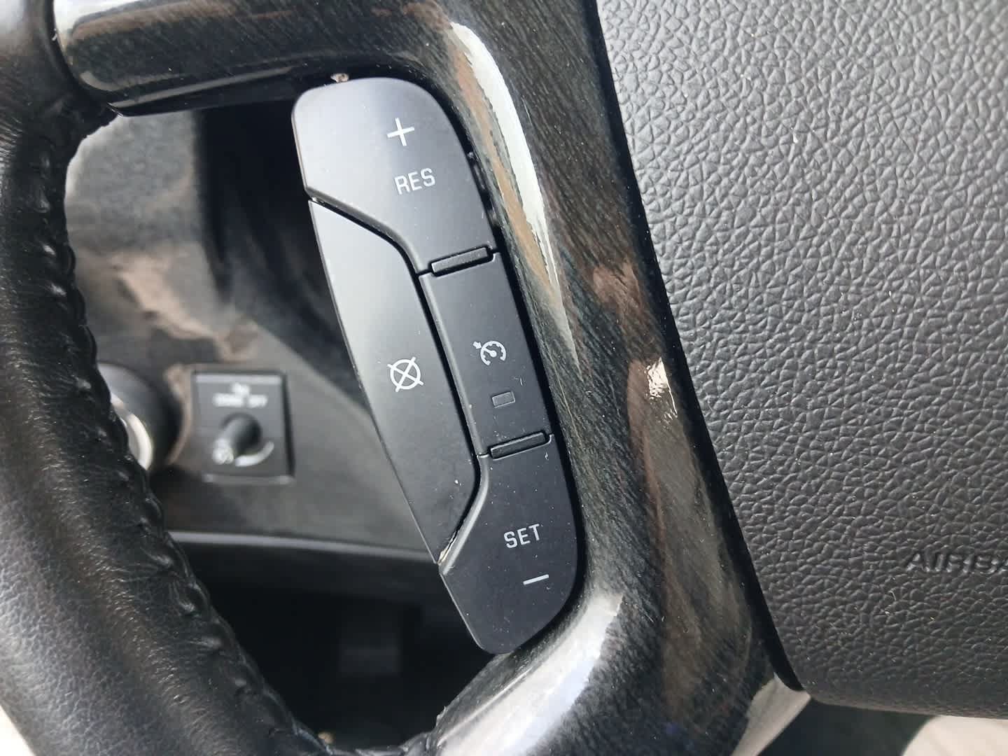 Used 2021 Chevrolet Express 2500 w/ Enhanced Convenience Package RWD image 30