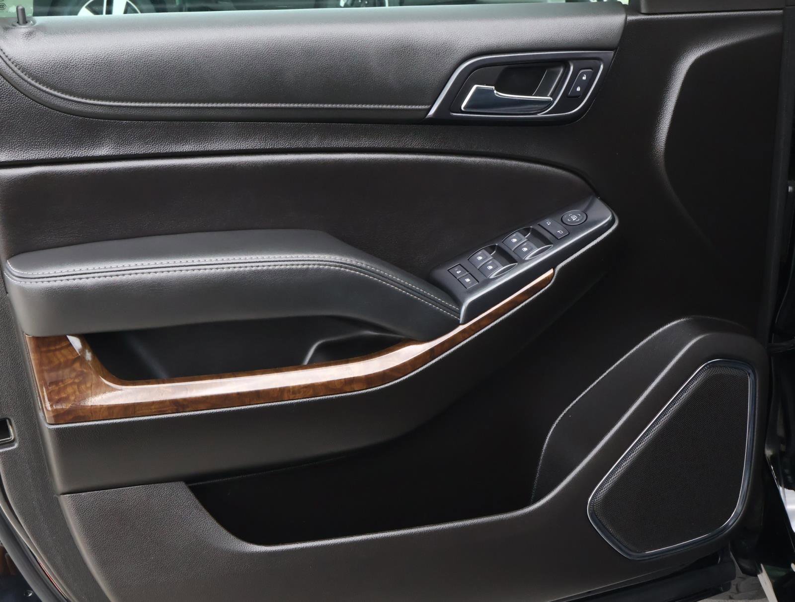 Used 2019 Chevrolet Tahoe LS image 16