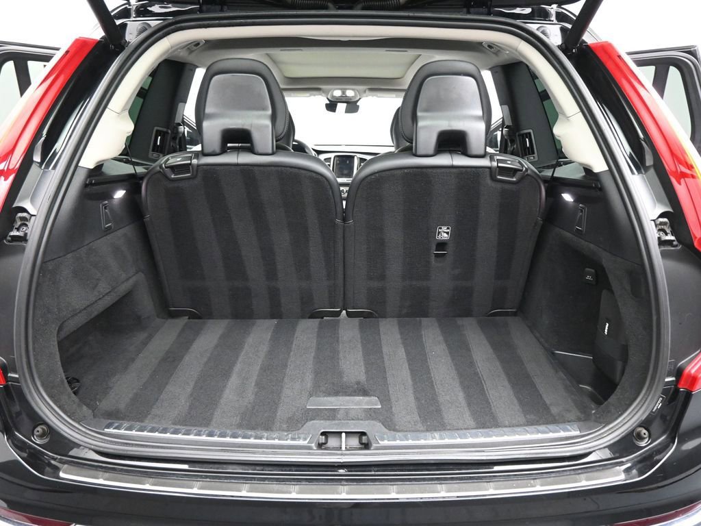 Used 2023 Volvo XC90 B6 Ultimate w/ Protection Package Premier image 20