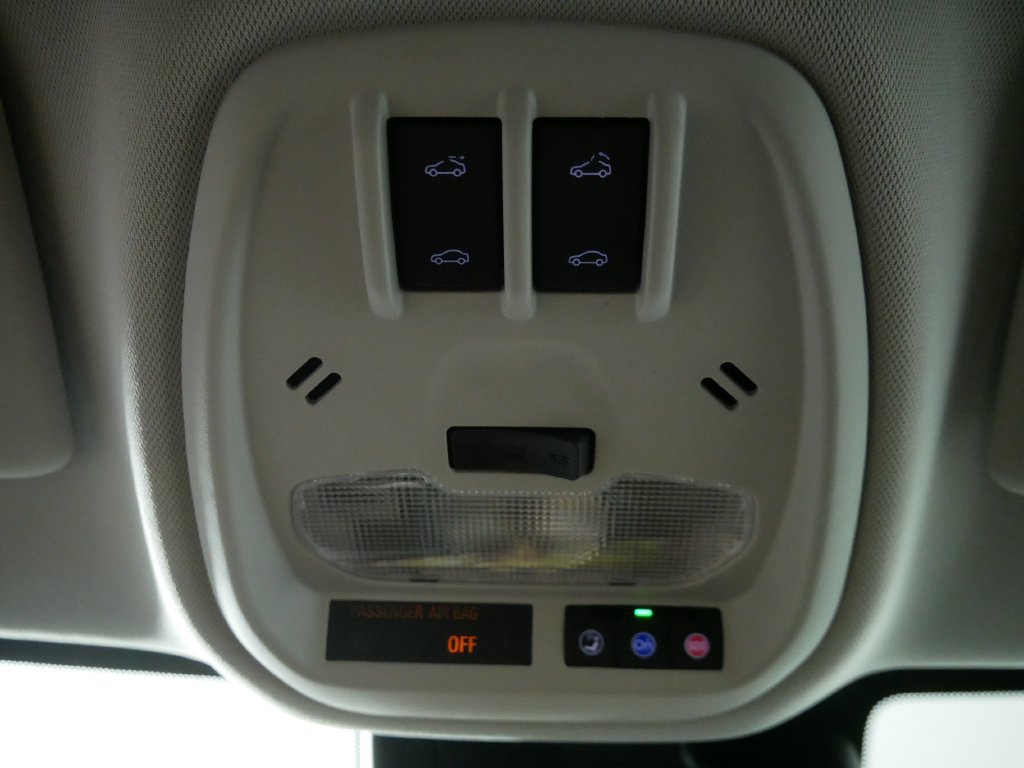 Used 2025 Chevrolet Trax ACTIV w/ Sunroof Package FWD image 34