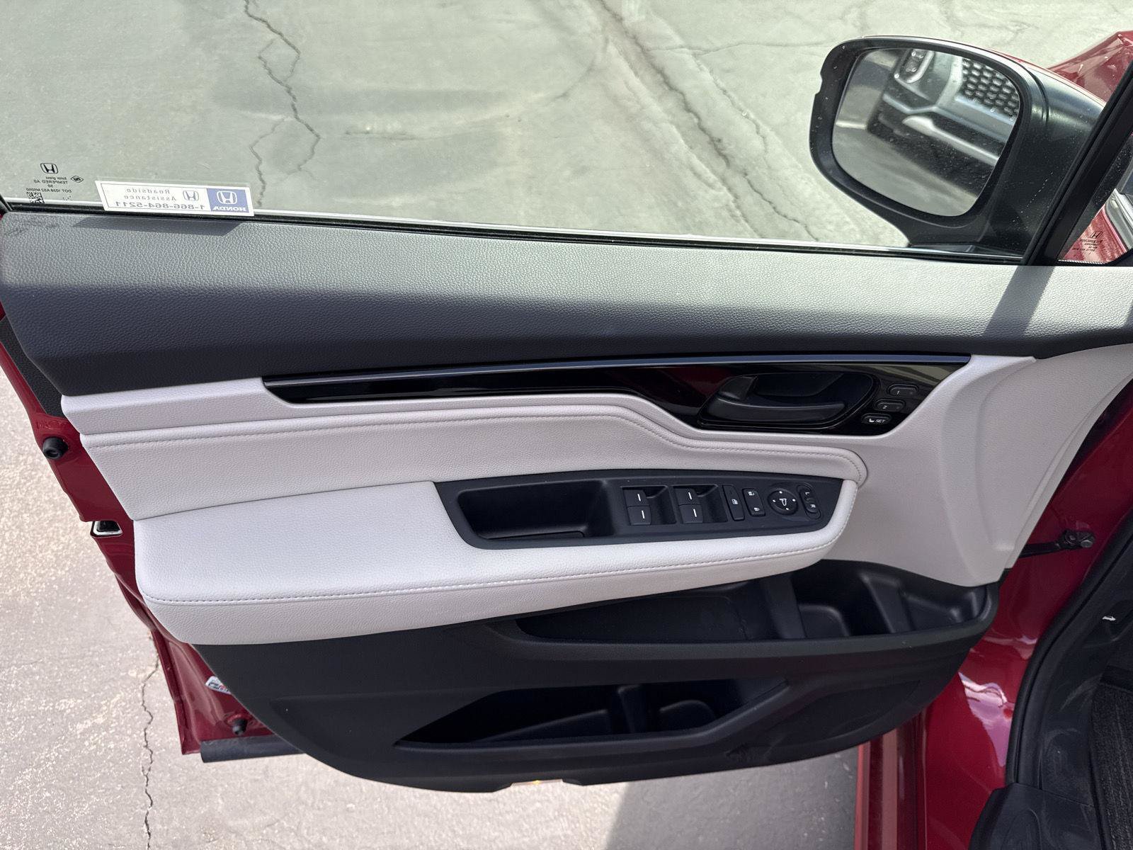 Used 2026 Honda Odyssey Touring image 12