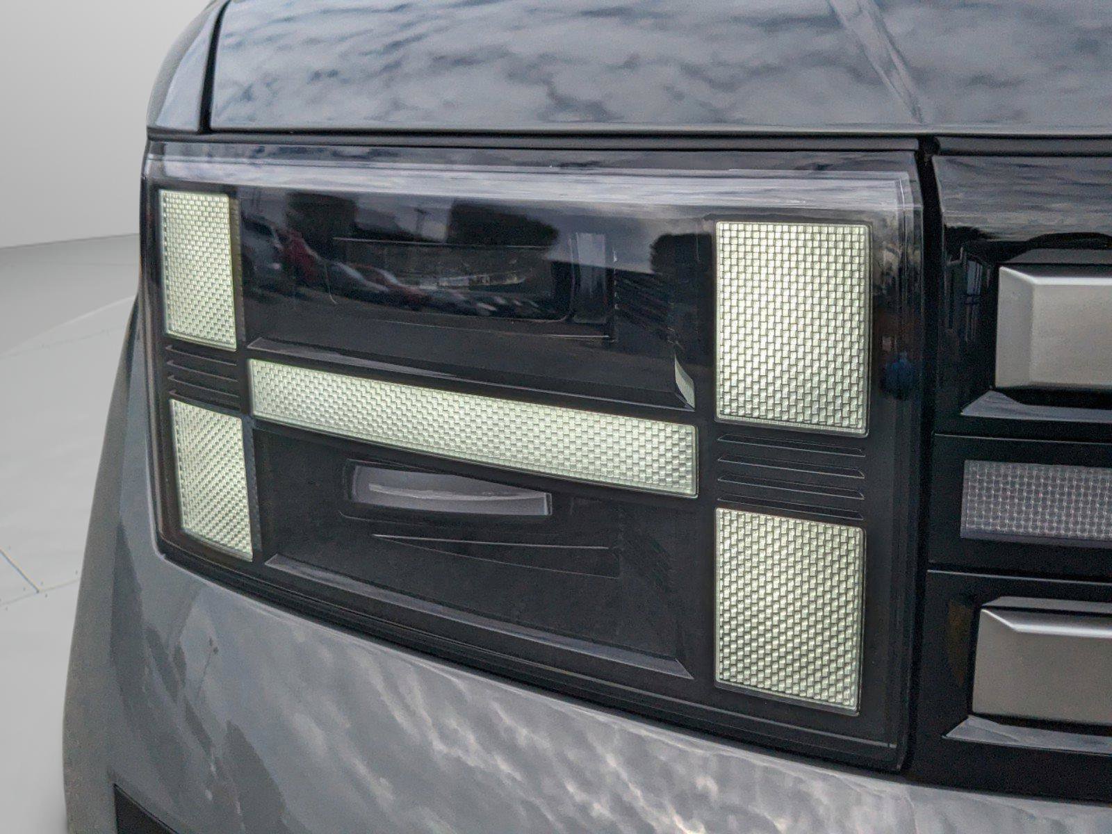 New 2026 Hyundai Santa Fe SE FWD image 13