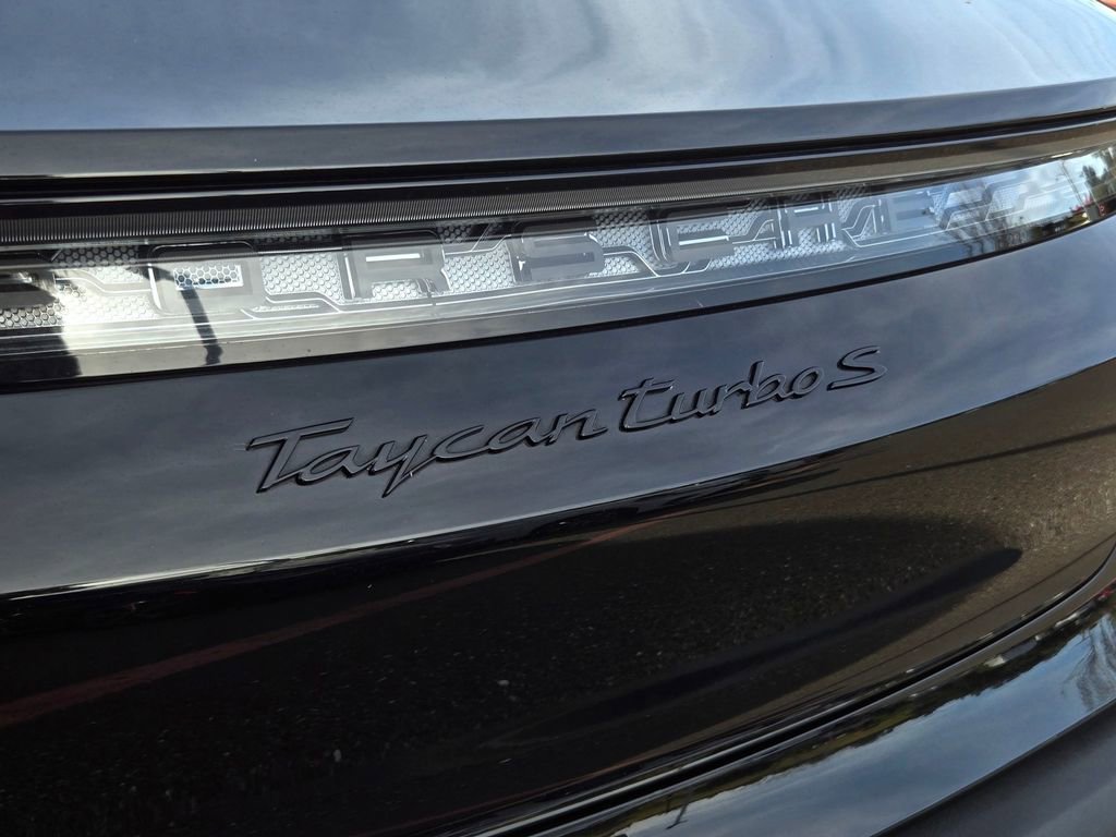 Used 2022 Porsche Taycan Turbo S w/ Premium Package image 10