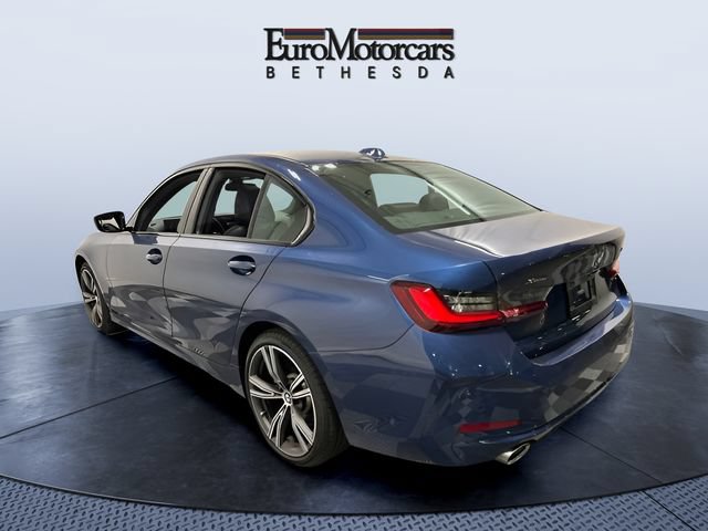 Used 2023 BMW 330i xDrive Sedan w/ Premium Package AWD/4WD image 3