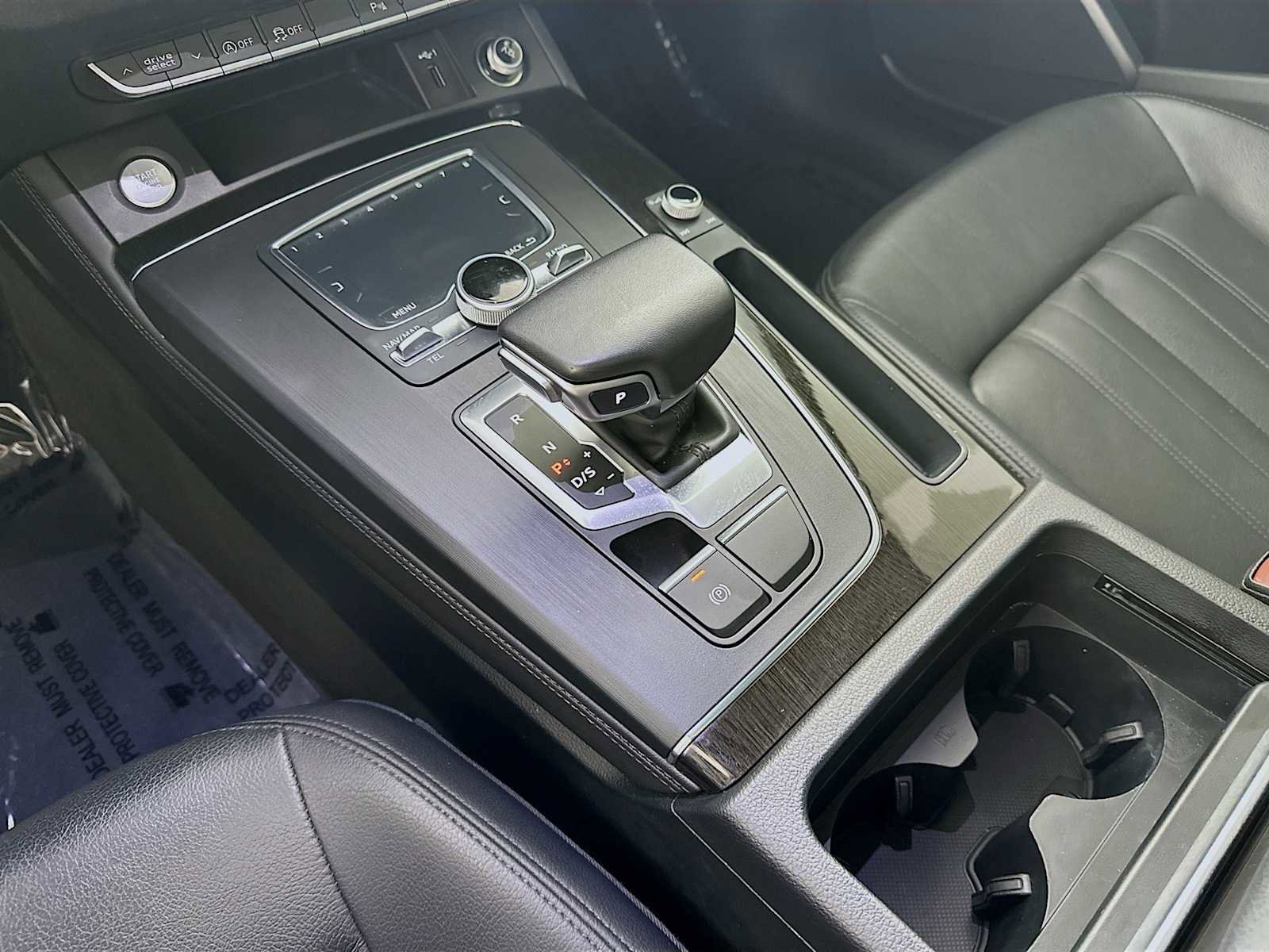 Used 2019 Audi Q5 2.0T Premium Plus w/ Premium Plus Package image 16