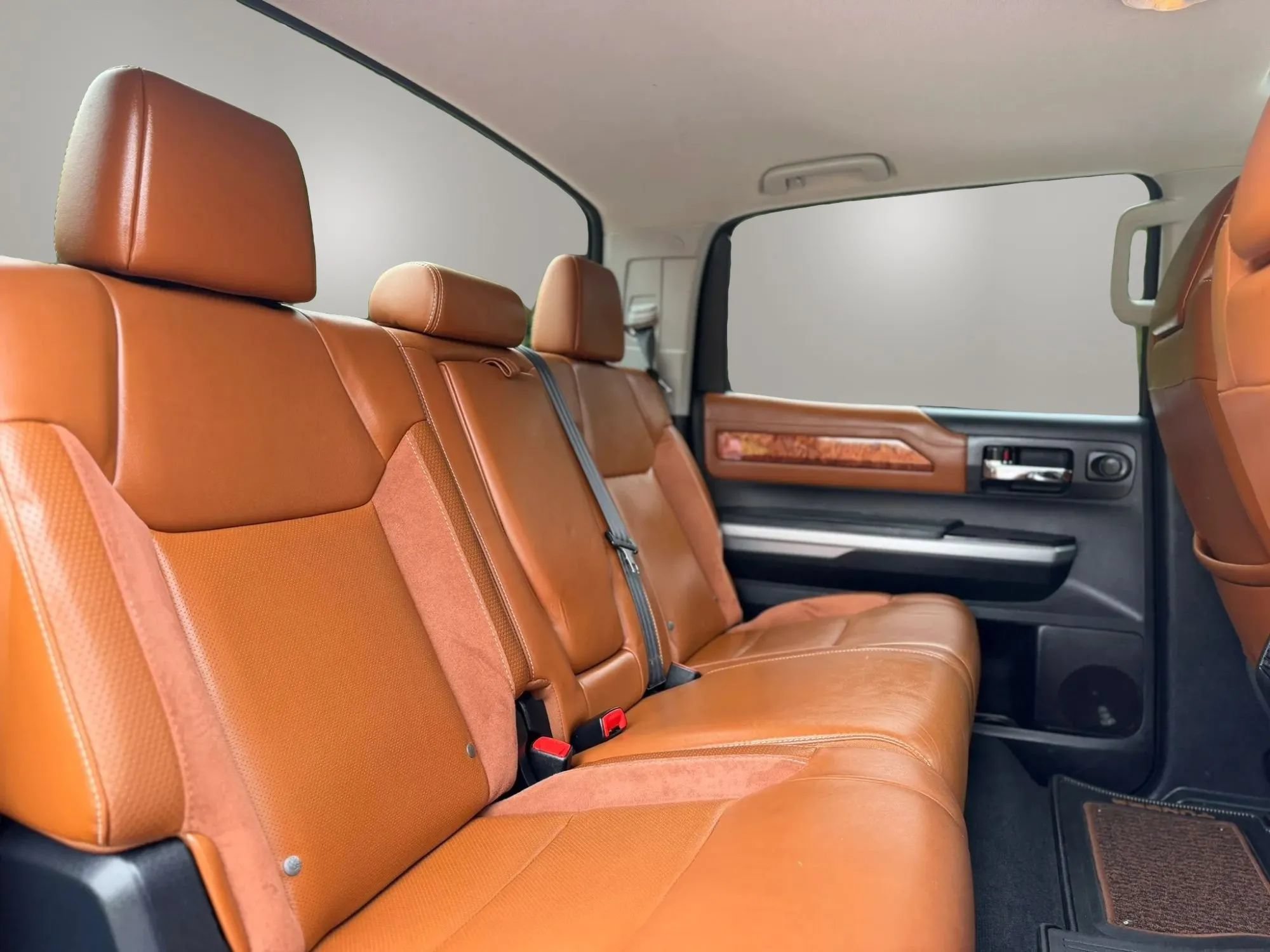 Used 2015 Toyota Tundra 1794 Edition AWD/4WD image 16
