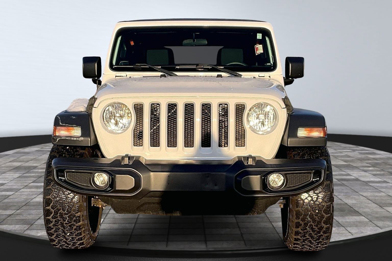 Used 2018 Jeep Wrangler Unlimited Sport image 3