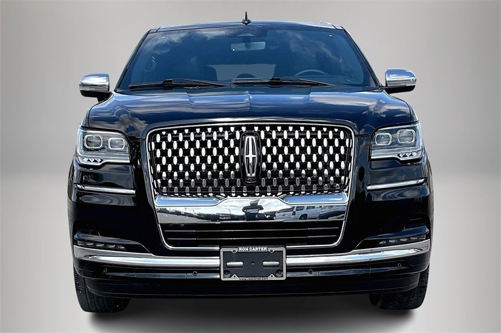 Used 2023 Lincoln Navigator Black Label image 3