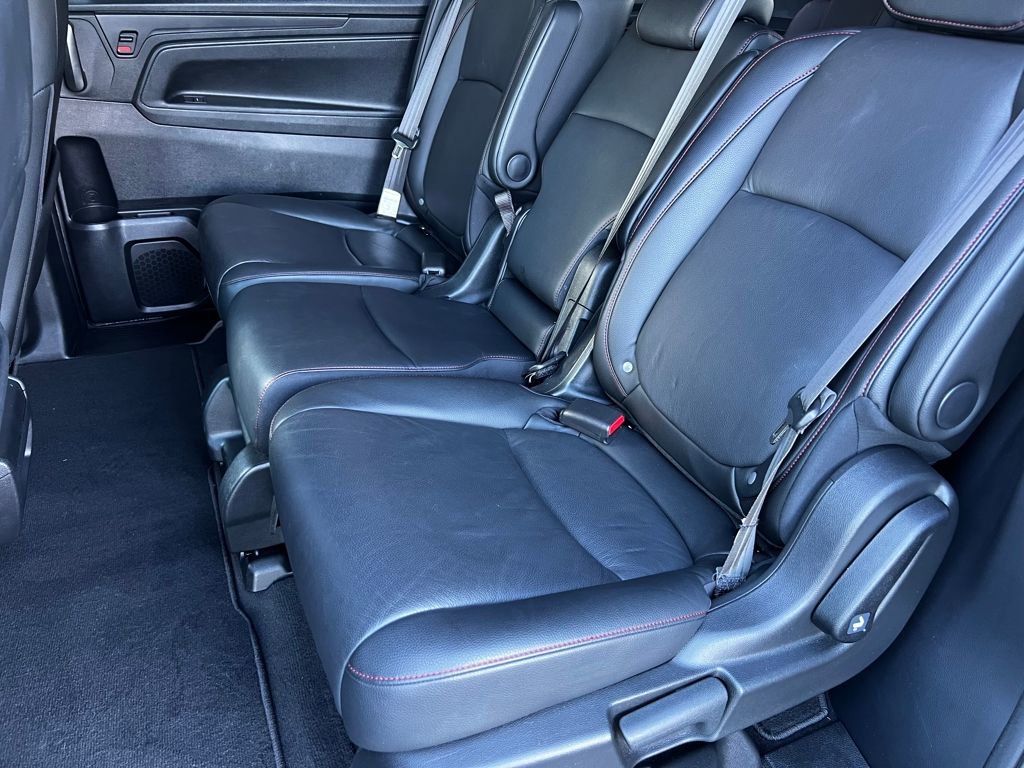 Used 2025 Honda Odyssey Sport-L image 13