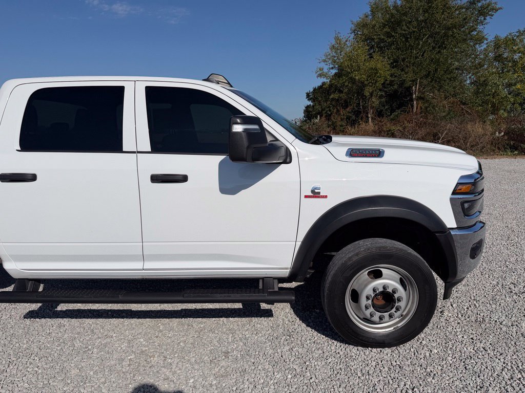 Used 2025 RAM 5500 Tradesman w/ Chrome Appearance Group AWD/4WD image 19