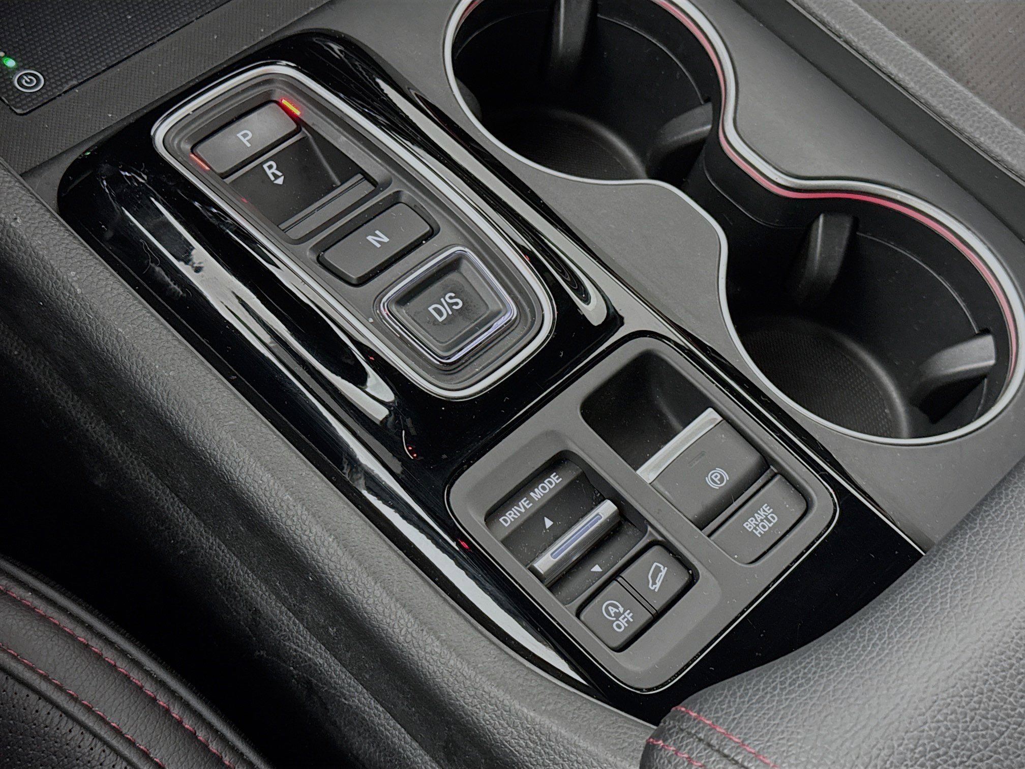 Certified 2025 Honda Pilot Black Edition image 17