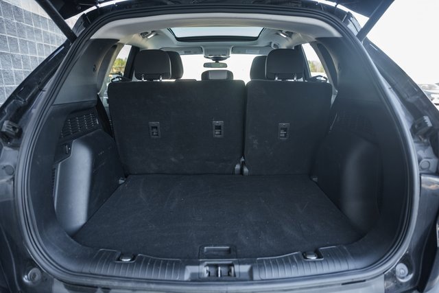 Used 2022 Ford Escape SE w/ SE Sport Appearance Package image 14