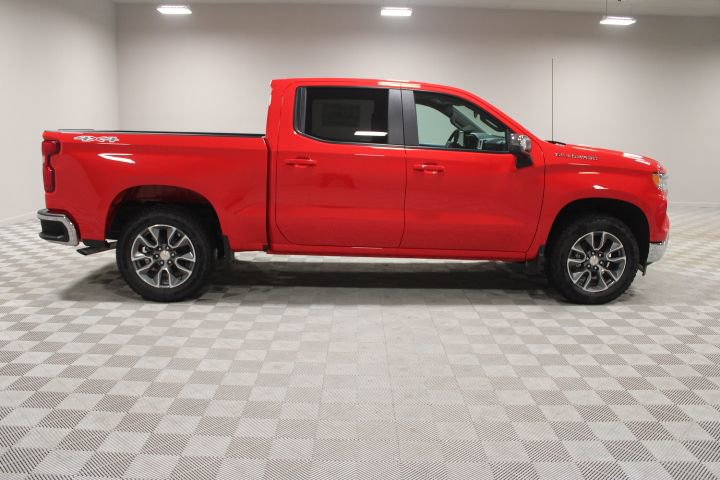 New 2026 Chevrolet Silverado 1500 LT w/ Safety Package AWD/4WD image 12