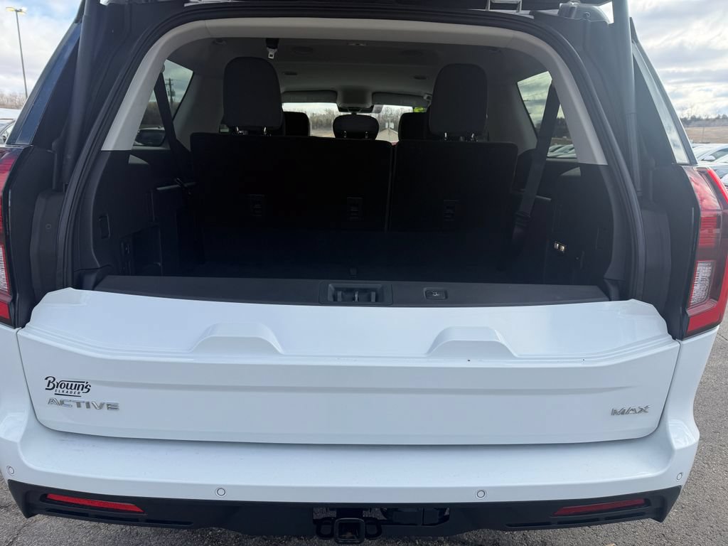 Used 2025 Ford Expedition Max Active AWD/4WD image 9
