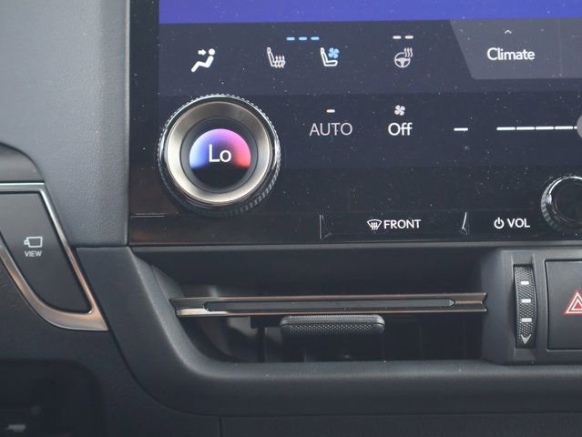 Used 2024 Lexus GX 550 w/ Accessory Package (2T) AWD/4WD image 31