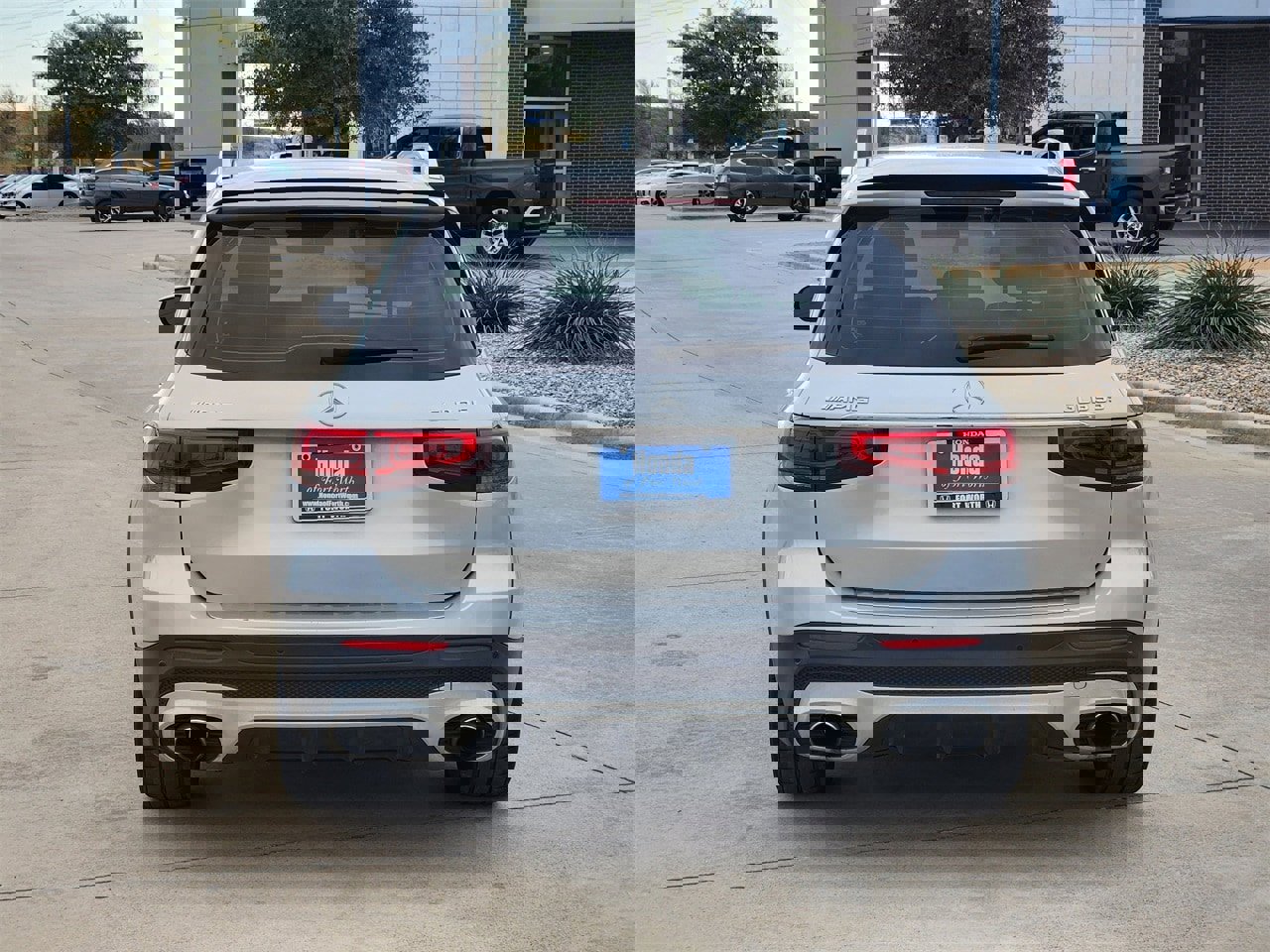 Used 2023 Mercedes-Benz GLB 35 AMG 4MATIC image 6